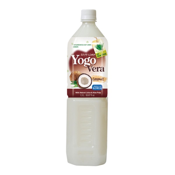 Напиток со вкусом йогурта с кокосовыми сливками и мякотью алоэ Yogovera, 1,5 л