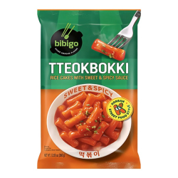 Рисовые клёцки ттокпокки с остро-сладким соусом CJ Bibigo, пачка 360 г