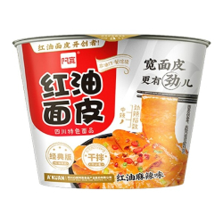 Лапша быстрого приготовления широкая острая с красным маслом Akuan, чашка 110 г