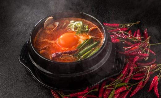 Юккедян (корейский суп)
